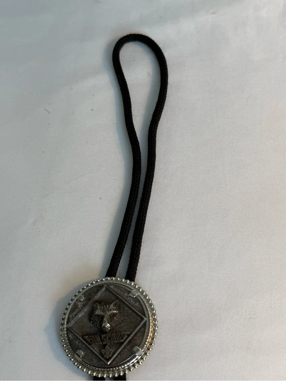 BOY SCOUTS OF AMERICA Cub Scouts Vintage Bolo Tie Pewter Wolf